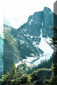 Lake Agnes from above.jpg (55084 bytes)