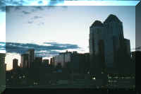 calgary at night.jpg (30649 bytes)