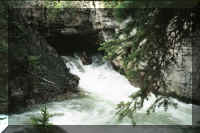 underground rivers2.jpg (53179 bytes)
