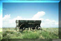 wagon on prairie.jpg (42445 bytes)